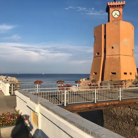 L' Orologio Nyaraló